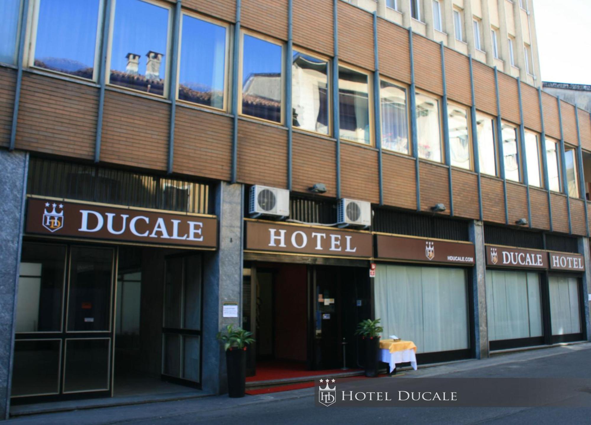 ויג'באנו Hotel Ducale מראה חיצוני תמונה